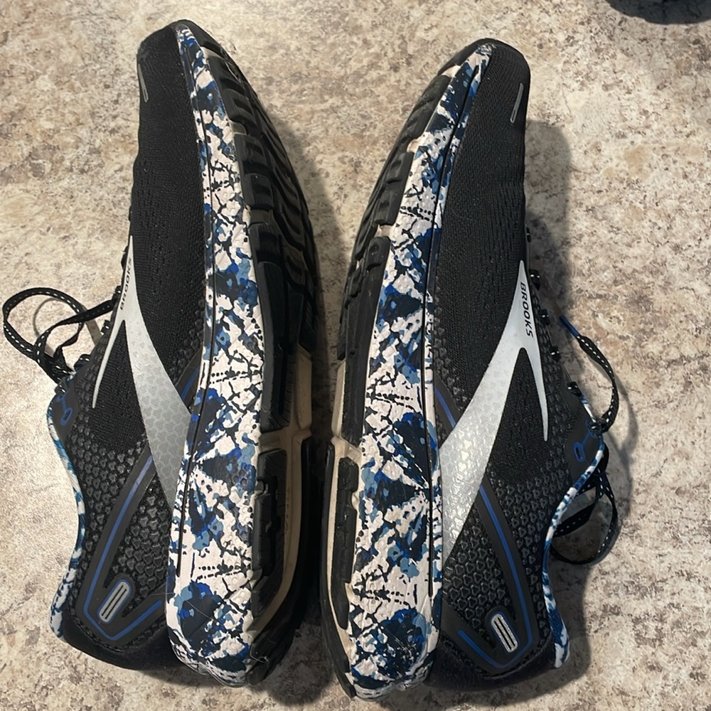 Brooks Ghost 14